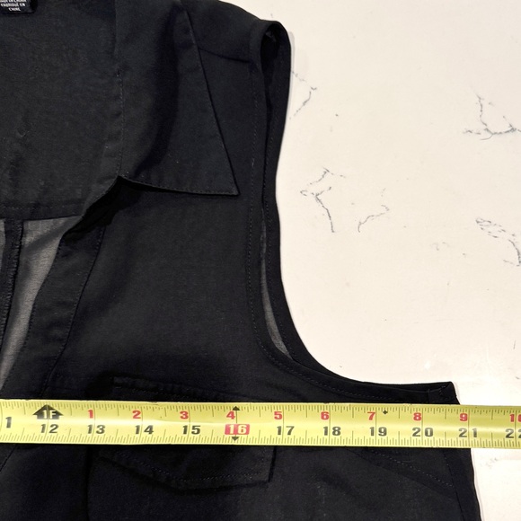 Forever 21 Sleeveless Black Sheer Button-Up Blouse with Collar Women’s Size XL - Picture 8 of 9